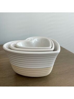 Mason Cash Rustic Charm Measuring Cups, S/3 Stoneware Heart Shaped Cups NWOT